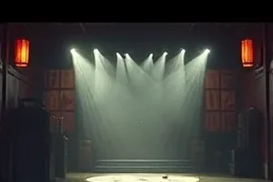 逆风放映胶片接片封面